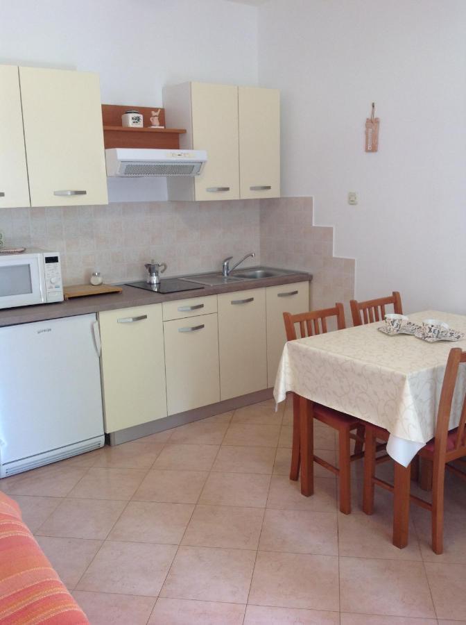 Vila Alma Porec Bagian luar foto