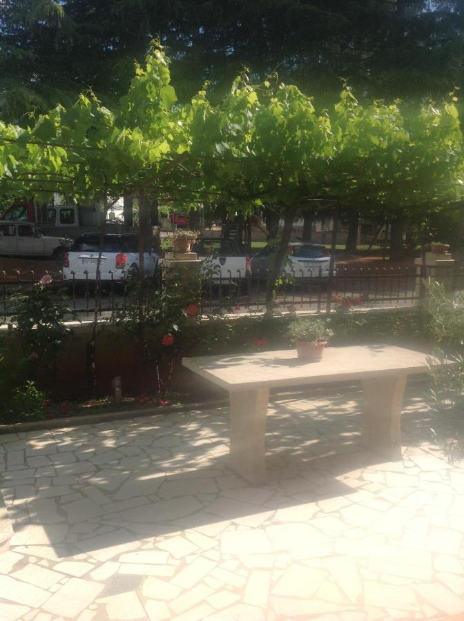 Vila Alma Porec Bagian luar foto